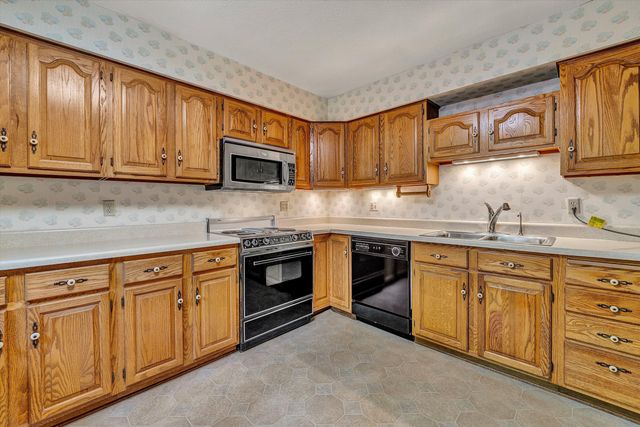 211 Wilderness WAY, Moneta, VA 24121