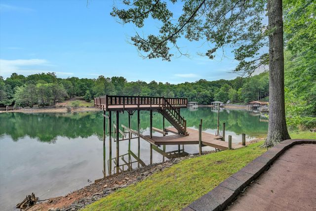 211 Wilderness WAY, Moneta, VA 24121