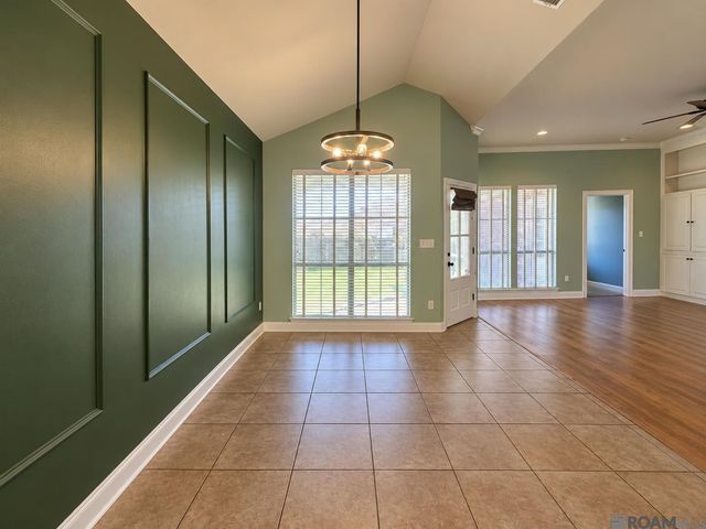 2688 OLD TOWNE RD, Zachary, LA 70791