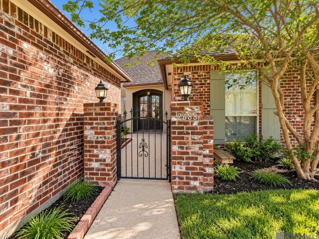 2688 OLD TOWNE RD, Zachary, LA 70791