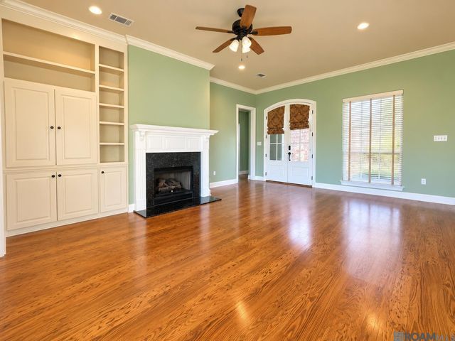 2688 OLD TOWNE RD, Zachary, LA 70791