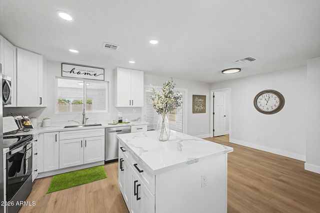 658 N FORT Street, Mesa, AZ 85207