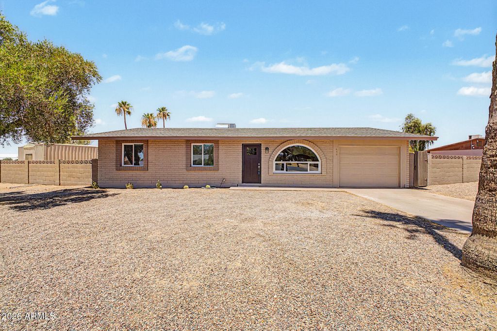 658 N FORT Street, Mesa, AZ 85207