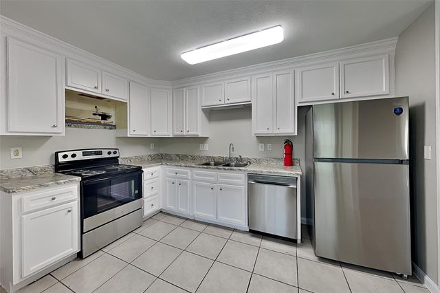 17503 Ranch Country Road, Hockley, TX 77447