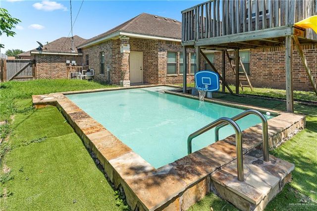 5011 Aguajito Street, Edinburg, TX 78542