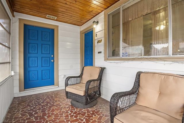 207 S PERRY AVENUE, Fort Meade, FL 33841