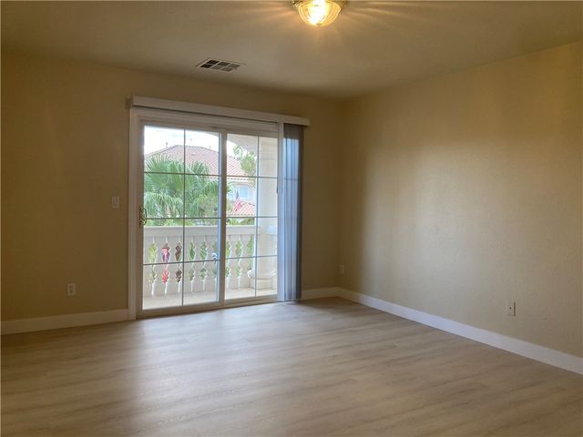 6576 Gossamer Fog Avenue, Las Vegas, NV 89139