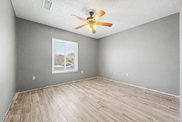 8118 E FOUNTAIN Street, Mesa, AZ 85207