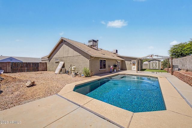 8118 E FOUNTAIN Street, Mesa, AZ 85207