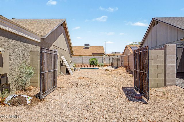 8118 E FOUNTAIN Street, Mesa, AZ 85207