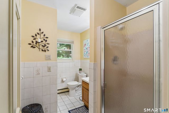14 Jo Mar Drive, Newtown, CT 06482