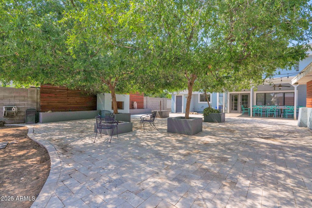 Image 29 of property listing at 3217 E FLOWER Street, Phoenix, AZ 85018