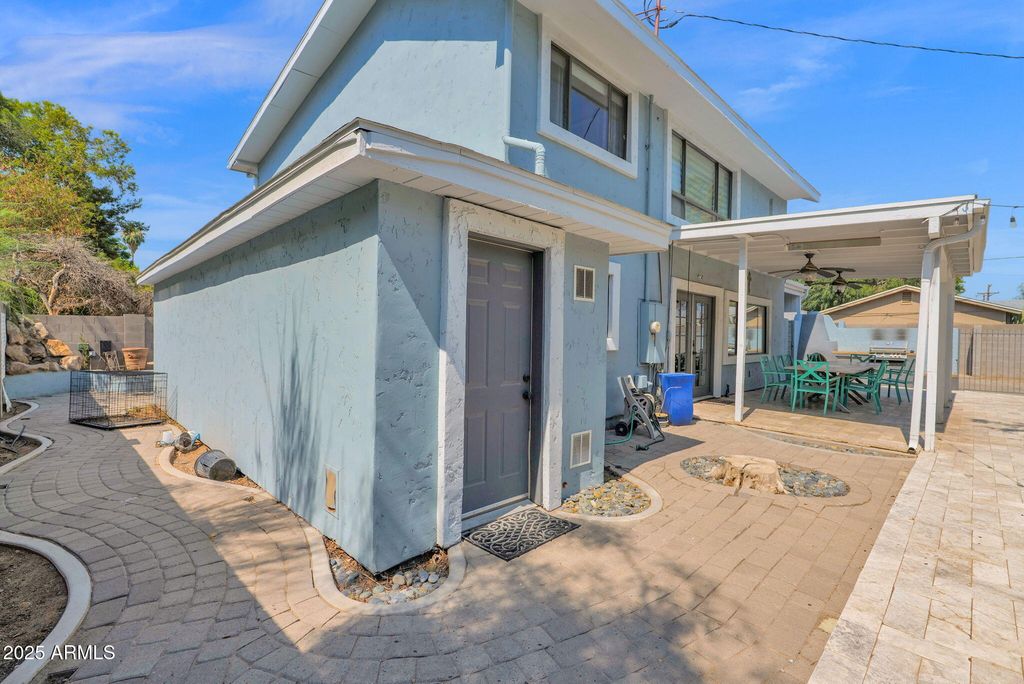 Image 34 of property listing at 3217 E FLOWER Street, Phoenix, AZ 85018