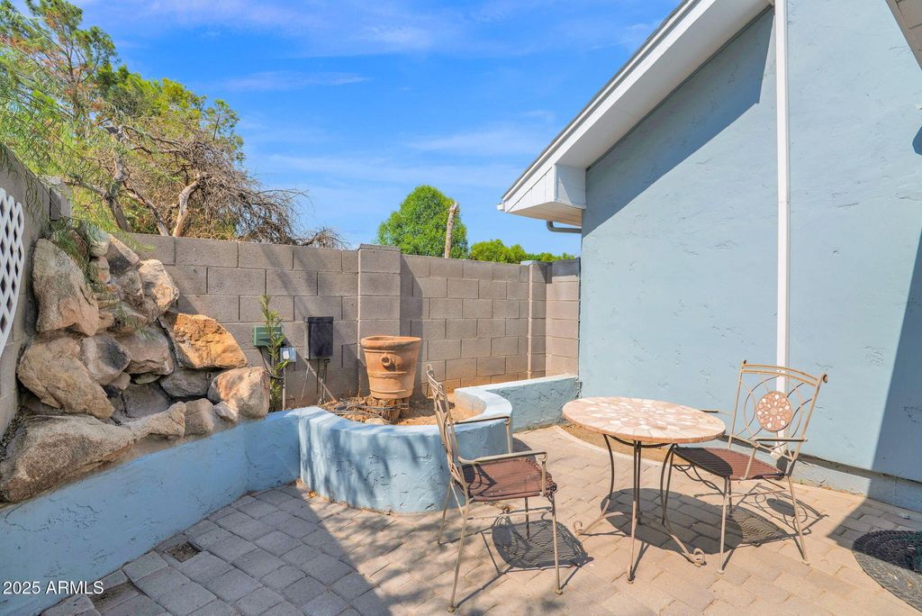 Image 35 of property listing at 3217 E FLOWER Street, Phoenix, AZ 85018