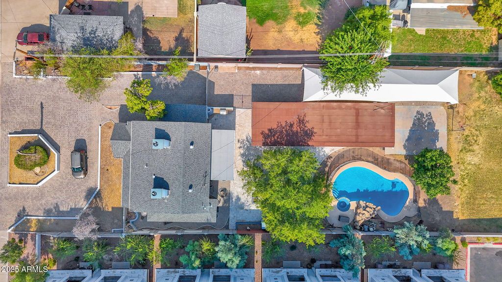 Image 50 of property listing at 3217 E FLOWER Street, Phoenix, AZ 85018