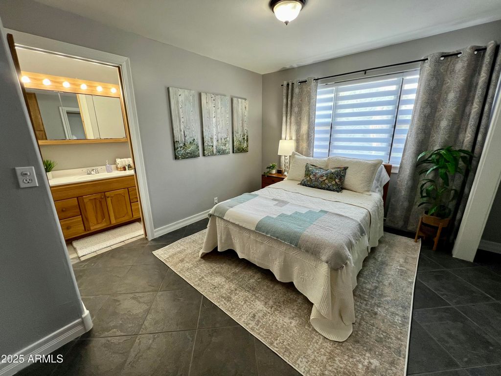Image 55 of property listing at 3217 E FLOWER Street, Phoenix, AZ 85018