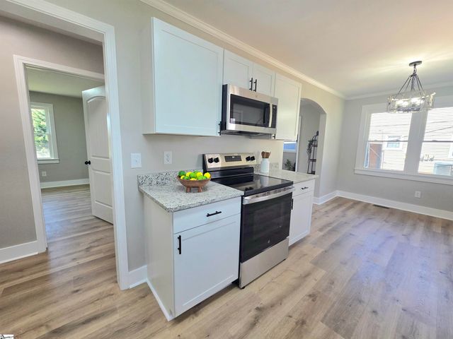 118 Woodland Drive, Greenville, SC 29617