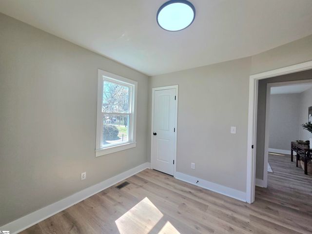 118 Woodland Drive, Greenville, SC 29617