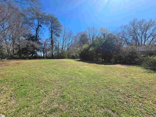 118 Woodland Drive, Greenville, SC 29617