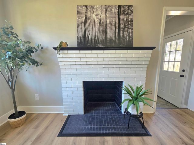 118 Woodland Drive, Greenville, SC 29617