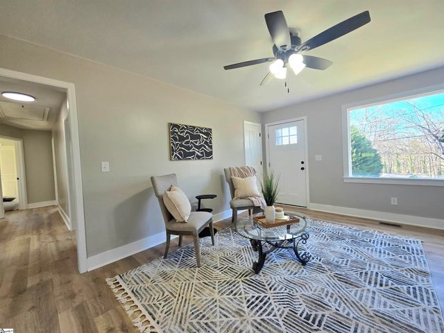 118 Woodland Drive, Greenville, SC 29617