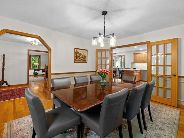 61 Beach St, Millbury, MA 01527