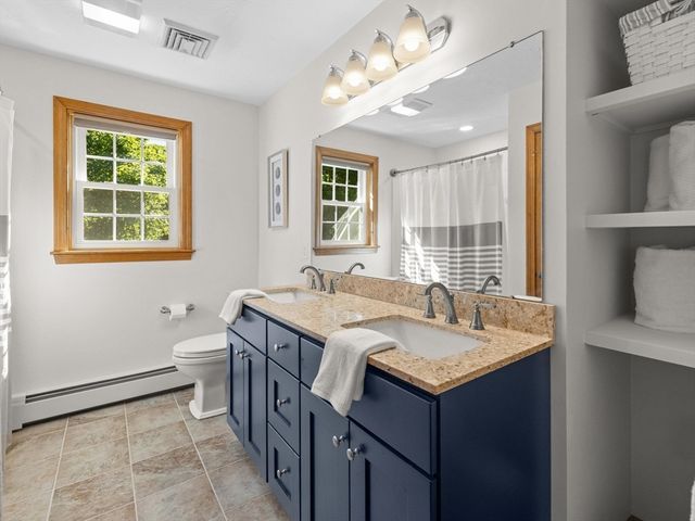 61 Beach St, Millbury, MA 01527
