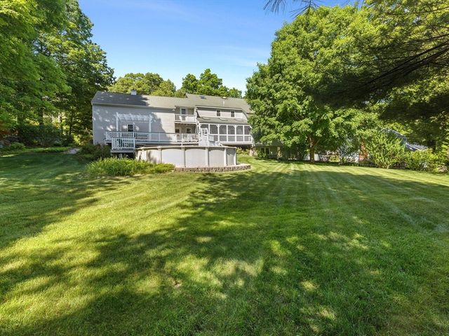 61 Beach St, Millbury, MA 01527