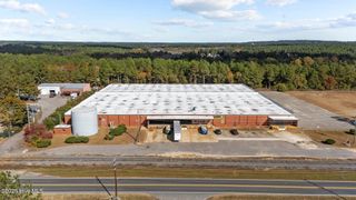 3299 Nc 5, Aberdeen, NC 28315