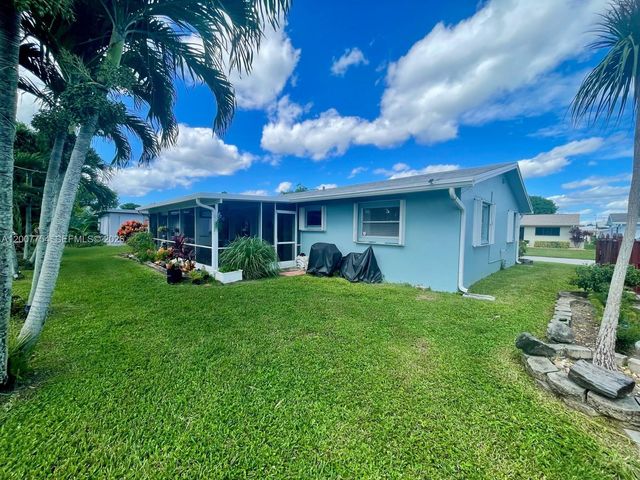 4518 NW 45th Ct, Tamarac, FL 33319