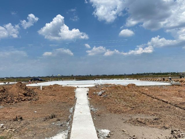 1930 Stargazer Lane, Angleton, TX 77515