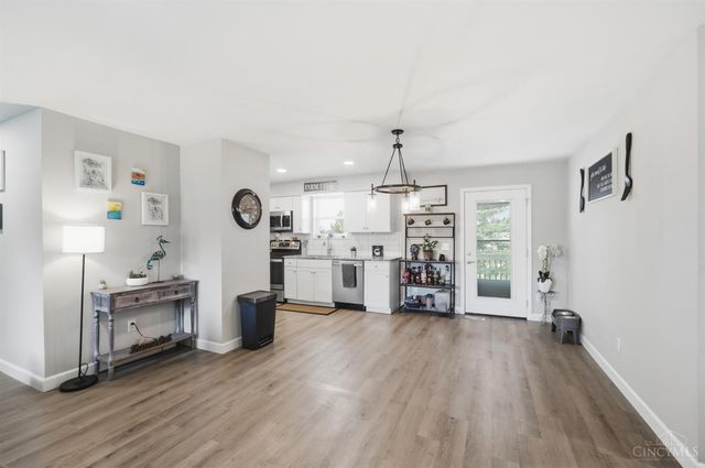 5211 Spechtview Drive, Green Twp, OH 45248