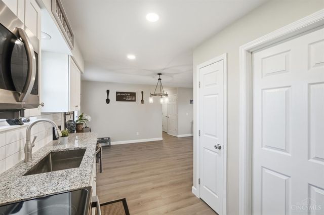 5211 Spechtview Drive, Green Twp, OH 45248