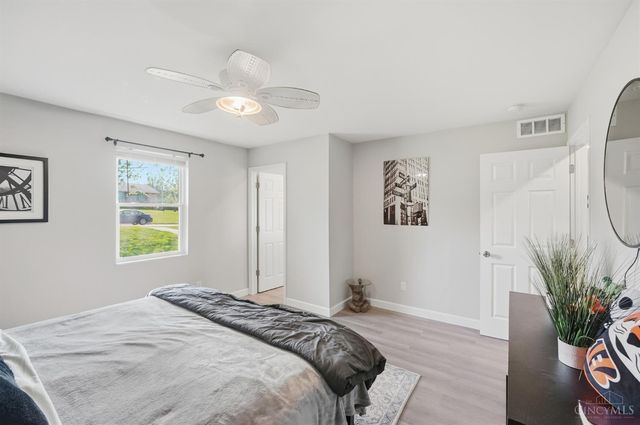 5211 Spechtview Drive, Green Twp, OH 45248