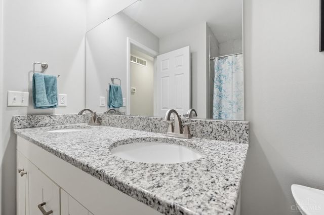 5211 Spechtview Drive, Green Twp, OH 45248