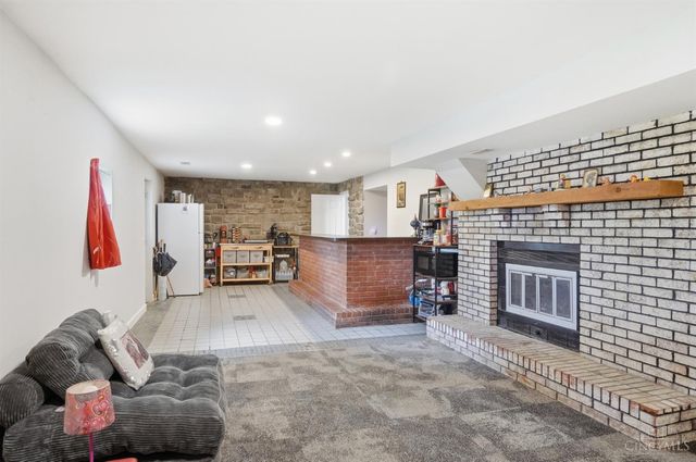 5211 Spechtview Drive, Green Twp, OH 45248