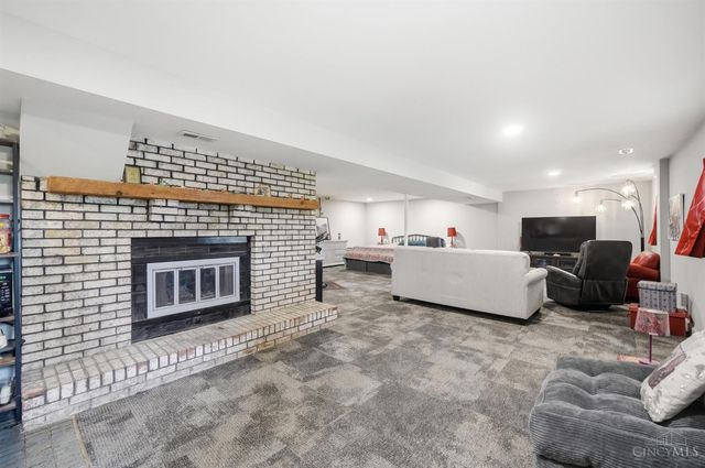 5211 Spechtview Drive, Green Twp, OH 45248