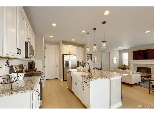 1033 Oleander St, Castle Rock, CO 80109