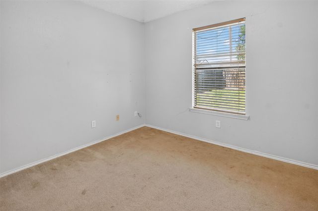 716 Nicole Drive, Burleson, TX 76028