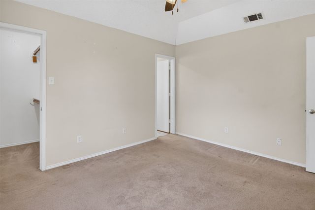 716 Nicole Drive, Burleson, TX 76028