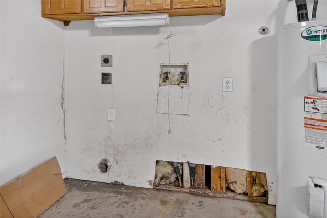 716 Nicole Drive, Burleson, TX 76028