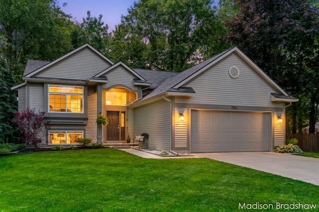 7154 Timbercreek Drive, Allendale Twp, MI 49401