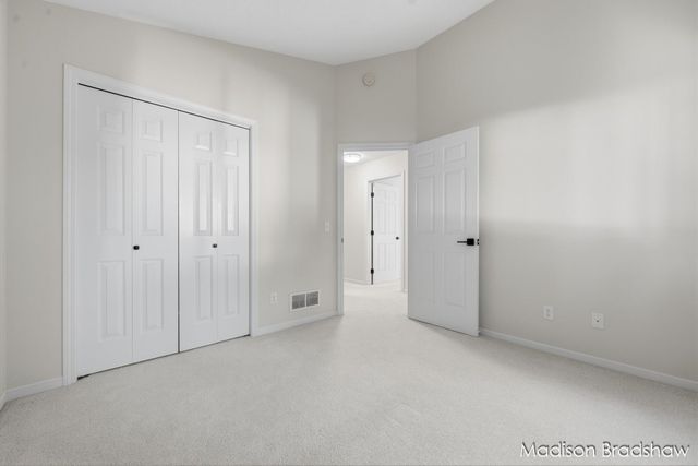 7154 Timbercreek Drive, Allendale Twp, MI 49401