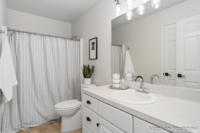 7154 Timbercreek Drive, Allendale Twp, MI 49401