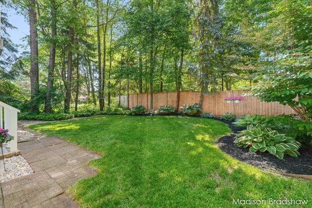 7154 Timbercreek Drive, Allendale Twp, MI 49401