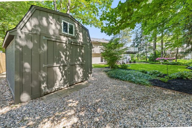 7154 Timbercreek Drive, Allendale Twp, MI 49401