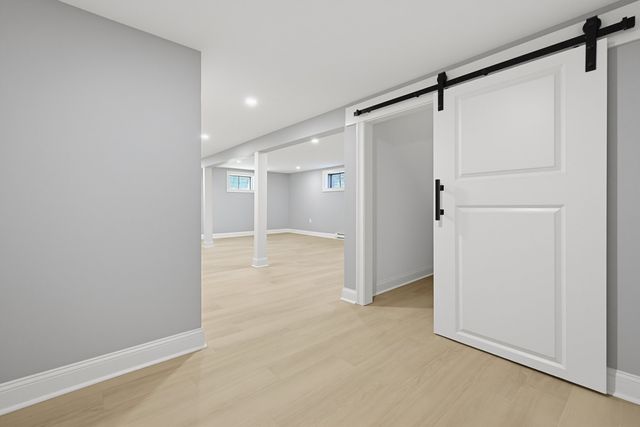 7 Hamilton St, Framingham, MA 01701