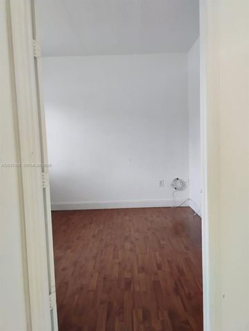 17415 NW 75th Pl 103, Hialeah, FL 33015