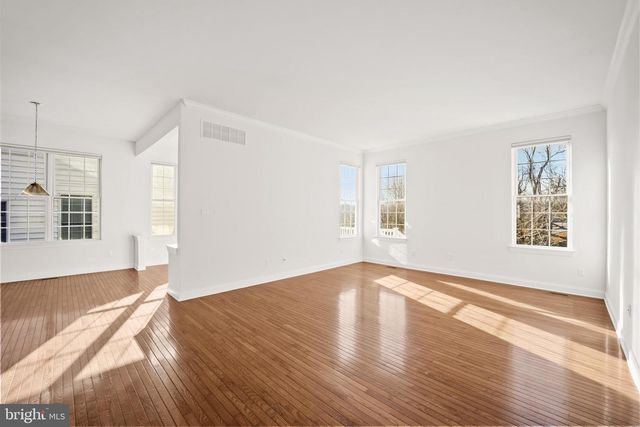 8 CASSIN HILL RD, Garnet Valley, PA 19060