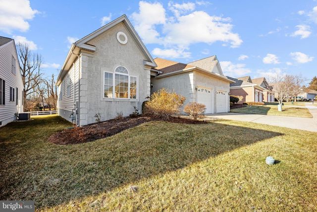 8 CASSIN HILL RD, Garnet Valley, PA 19060